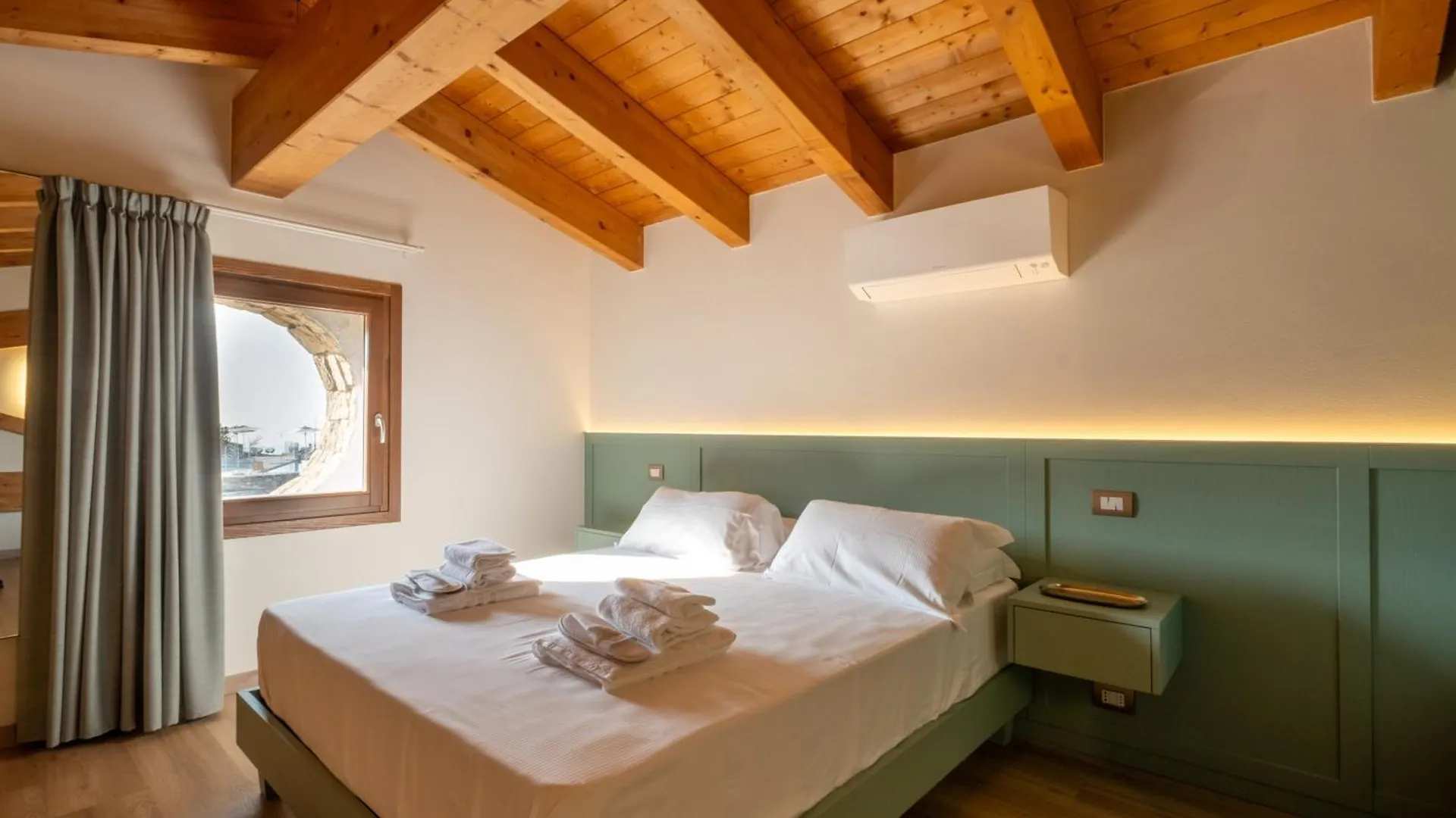L'Oro Di Pizzon - Exklusive Holiday Apartments Lake Garda Costermano